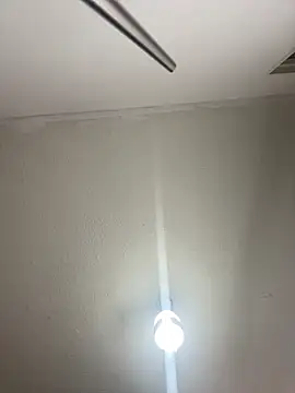 Amira Malia online show from 13, 12, 2025