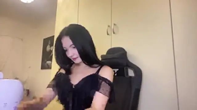 Snapshot of KellyAngiel chatting on 11, 11, 2025 KellyAngiel online show from 11, 11, 2025