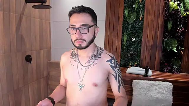 Snapshot of dave_wolff chatting on 16, 11, 2025 dave wolff online show from 16, 11, 2025