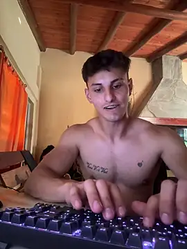 Snapshot of Elhamburgueso chatting on 10, 11, 2025 Elhamburgueso online show from 10, 11, 2025