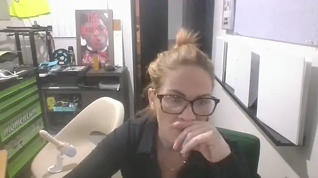 jayteelive online show from 25, 5, 2026