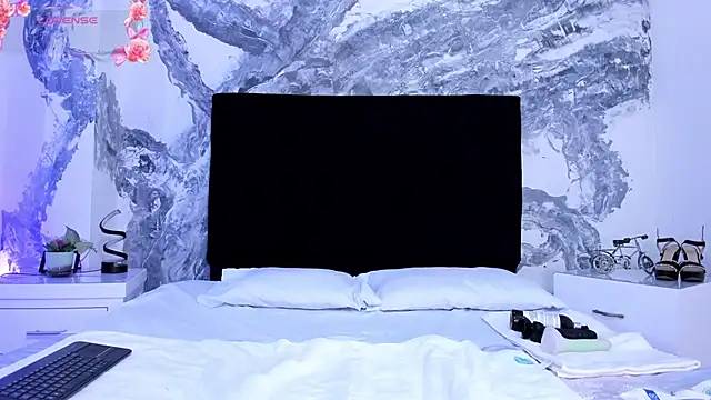 lilithDraven  online show from 13, 1, 2026