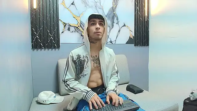 Snapshot of Aethon_noir chatting on 12, 11, 2025 Aethon noir online show from 12, 11, 2025