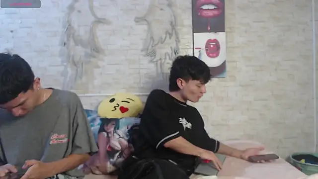 axel milo kairo and noa online show from 20, 12, 2025