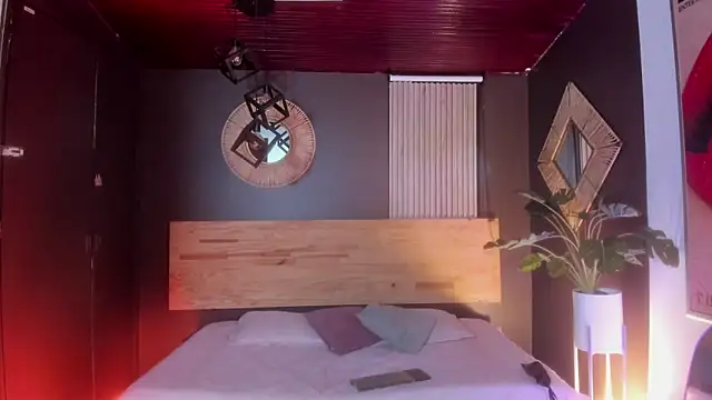 Velvet Dreamss online show from 10, 2, 2026