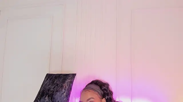 Kenia Storm online show from 10, 1, 2026