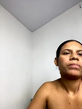 Snapshot of lineichun1708 chatting on 18, 11, 2025 lineichun1708 online show from 18, 11, 2025