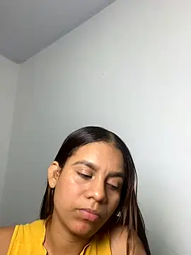 Snapshot of lineichun1708 chatting on 3, 12, 2025 lineichun1708 online show from 3, 12, 2025