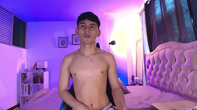 estebanperez 26 online show from 14, 11, 2025