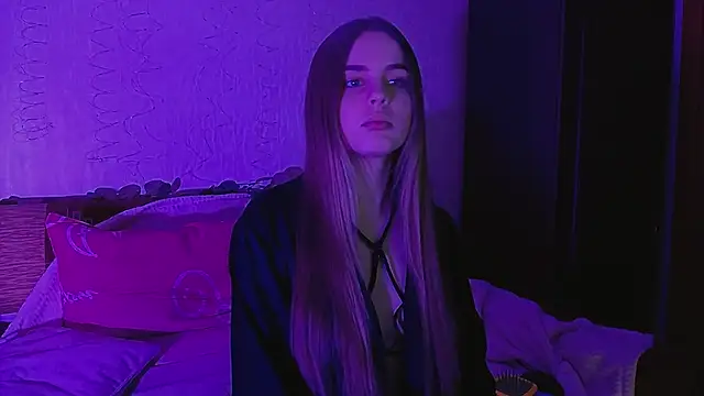 Snapshot of AlicaLOVEalisa777 chatting on 17, 12, 2025 AlicaLOVEalisa777 online show from 17, 12, 2025