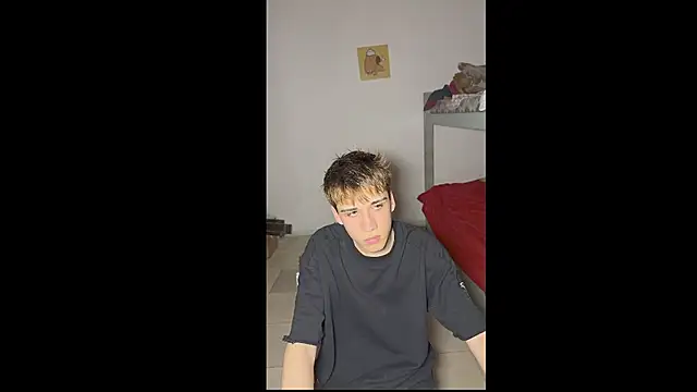 Snapshot of kevinnoff19 chatting on 18, 11, 2025 kevinnoff19 online show from 18, 11, 2025