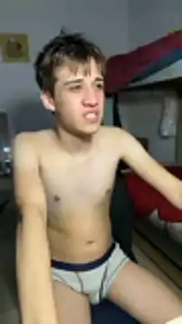 Snapshot of kevinnoff19 chatting on 4, 12, 2025 kevinnoff19 online show from 4, 12, 2025