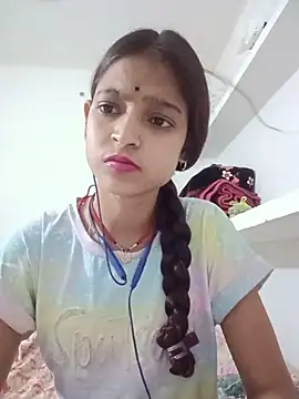 Mohnicute online show from 21, 5, 2026