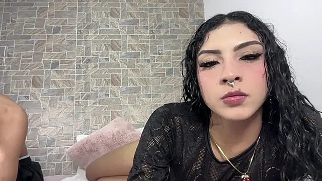 MrandMrsRivas online show from 20, 11, 2025