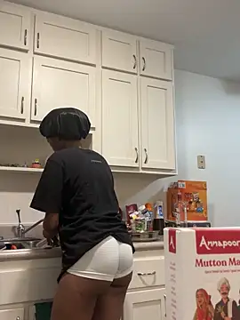 Hefnerbabyy online show from 23, 12, 2025