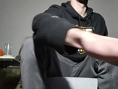 Snapshot of prdlka chatting on 19, 11, 2025 prdlka online show from 19, 11, 2025