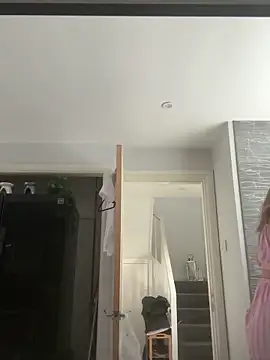 Cutebrowneyes  online show from 14, 12, 2025