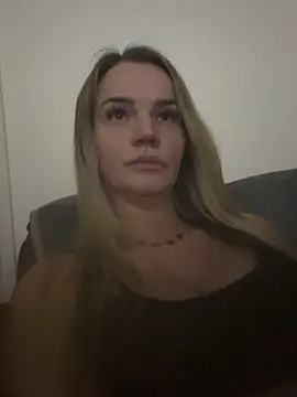 Cutebrowneyes  online show from 31, 3, 2026