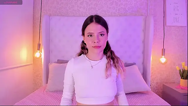 sienna bloo online show from 30, 11, 2025