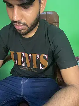 hotyyyyjonny online show from 1, 6, 2026