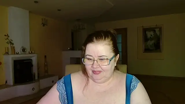 Snapshot of Natali-Gucci chatting on 5, 5, 2026 Natali-Gucci online show from 5, 5, 2026
