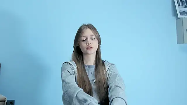 Snapshot of SheritaCyree chatting on 15, 11, 2025 SheritaCyree online show from 15, 11, 2025