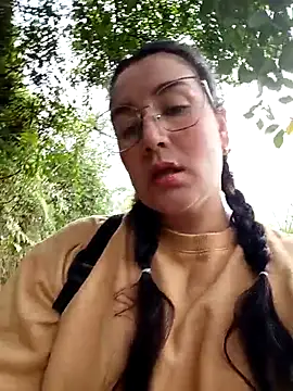 Snapshot of SaloGray8 chatting on 6, 6, 2026 SaloGray8 online show from 6, 6, 2026