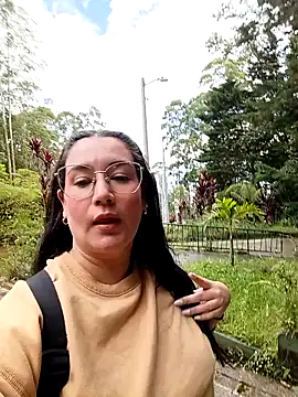 Snapshot of SaloGray8 chatting on 17, 6, 2026 SaloGray8 online show from 17, 6, 2026