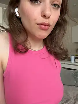 yoyogirlx online show from 25, 6, 2026