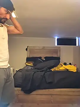 piggylatino online show from 5, 2, 2026