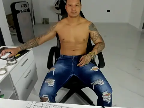 master leather online show from 7, 4, 2026