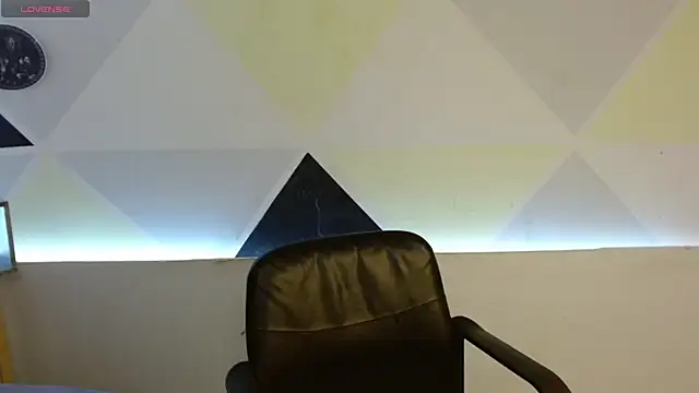 Bia LuxBia Lux online show from 26, 11, 2025