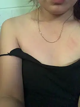 Winnie-sexy online show from 9, 4, 2026