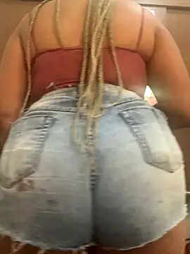 Snapshot of VIVHY chatting on 25, 11, 2025 VIVHY online show from 25, 11, 2025