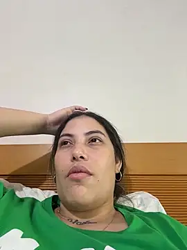 Snapshot of Anna_Bitch_Disgusting chatting on 4, 12, 2025 Anna Bitch Disgusting online show from 4, 12, 2025