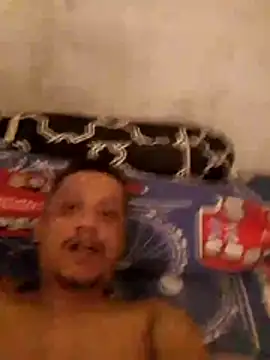 Snapshot of boboiFly chatting on 12, 11, 2025 boboiFly online show from 12, 11, 2025