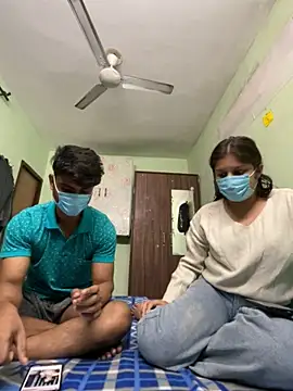 Snapshot of Cute_hotzara chatting on 15, 11, 2025 Cute hotzara online show from 15, 11, 2025