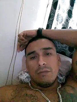 Solo privado online show from 6, 4, 2026