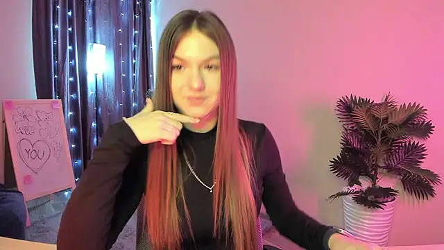 luna lust 212 online show from 18, 2, 2026