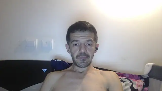 Snapshot of Dale_E chatting on 27, 11, 2025 Dale E online show from 27, 11, 2025