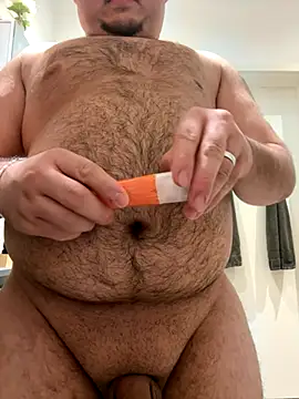 Snapshot of latina_w19 chatting on 19, 11, 2025 latina w19 online show from 19, 11, 2025