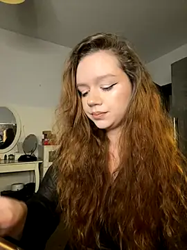 Snapshot of me_liss chatting on 3, 12, 2025 me liss online show from 3, 12, 2025