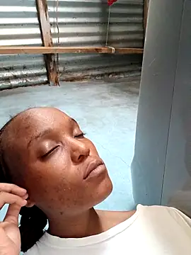 Snapshot of Beverlygurlx6 chatting on 18, 2, 2026 Beverlygurlx6 online show from 18, 2, 2026