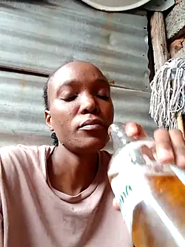 Snapshot of Beverlygurlx6 chatting on 21, 2, 2026 Beverlygurlx6 online show from 21, 2, 2026