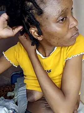 Snapshot of Beverlygurlx6 chatting on 2, 3, 2026 Beverlygurlx6 online show from 2, 3, 2026