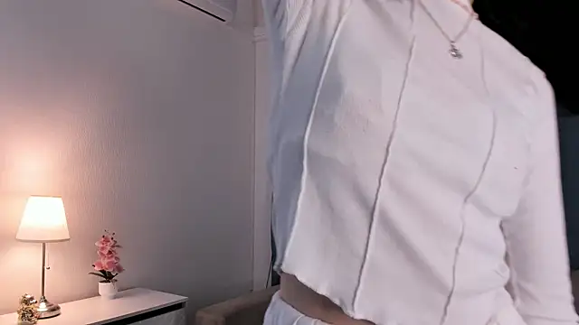 ShelaMailo online show from 12, 1, 2026