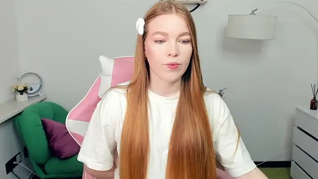 LavetaShiroma online show from 30, 11, 2025