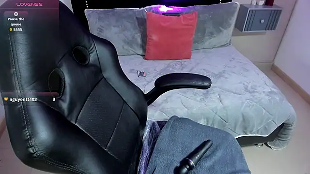 conny tanakaa online show from 30, 11, 2025