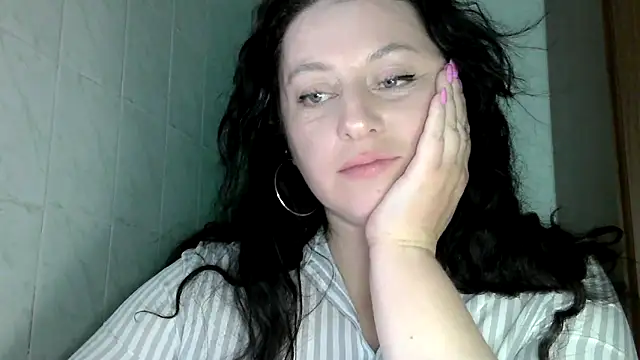 Snapshot of MelinaAx chatting on 18, 4, 2026 MelinaAx online show from 18, 4, 2026