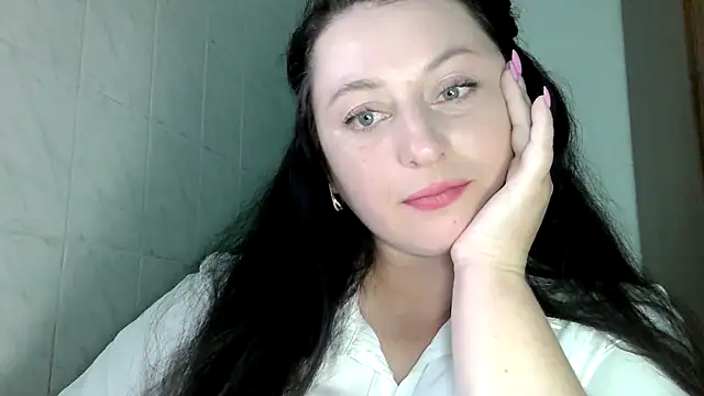 Snapshot of MelinaAx chatting on 8, 5, 2026 MelinaAx online show from 8, 5, 2026